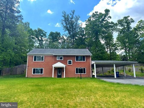 7815 Rebel Dr, Annandale, VA, 22003-1429 | Card Image