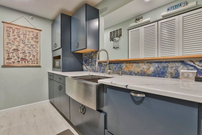 APT-307 - 9 Bartemus Trl, Condo with 2 bedrooms, 2 bathrooms and null parking in Nashua NH | Image 14