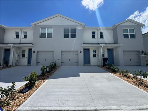 2151 Longleaf Rd, DAVENPORT, FL, 33837-9577 | Card Image