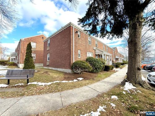 20 Clark Ct, Rutherford, NJ, 07070-1302 | Card Image