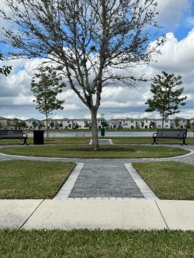 0 - 2620 Se 10 Th St, Townhouse with 3 bedrooms, 3 bathrooms and null parking in Homestead FL | Image 11