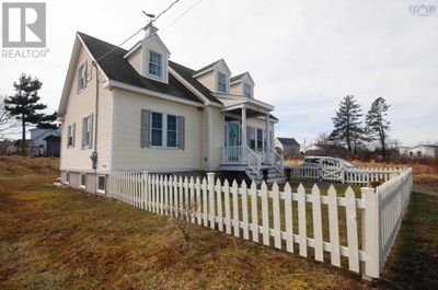 27 Alex Terr, House other with 4 bedrooms, 2 bathrooms and null parking in Antigonish NS | Image 2