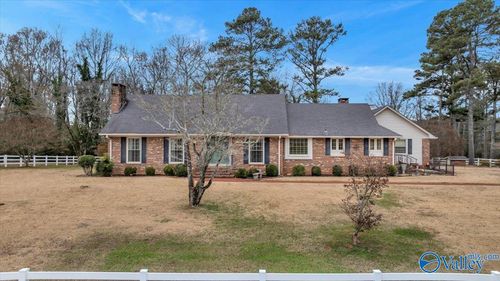 30882 Us Highway 72, Hollywood, AL, 35752-6113 | Card Image