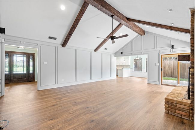 6910 Flintcove Dr, House other with 4 bedrooms, 3 bathrooms and null parking in Dallas TX | Image 5