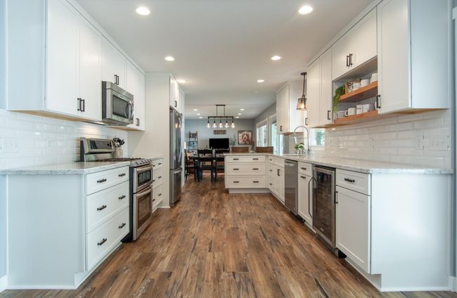 Amazing kitchen, totally updated | Image 13