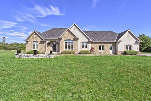 4161 White Rd, Welland, ON, L3B5N7 | Card Image