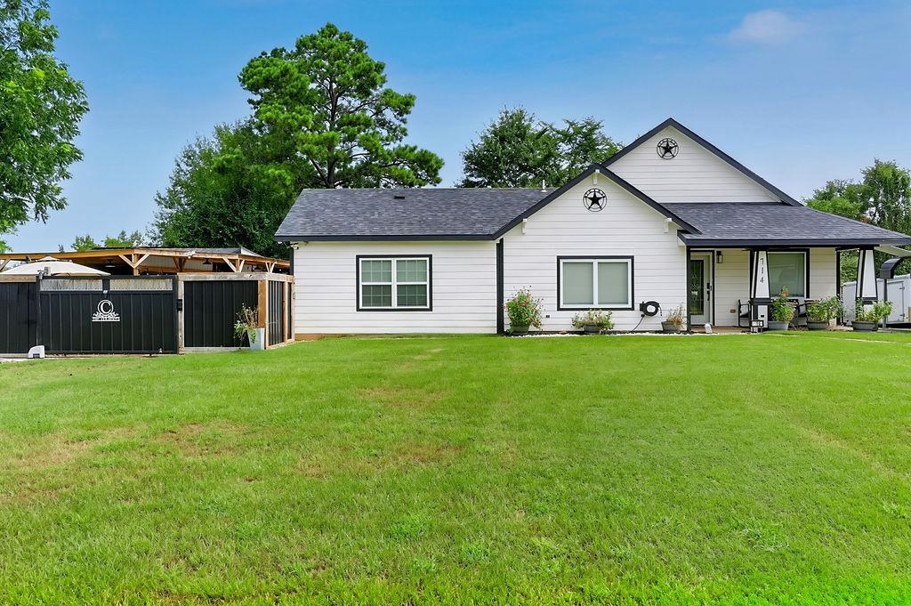 Residential in Hughes Springs 4
