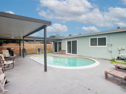 7160 Liberty St, Hollywood, FL, 33024-3721 | Card Image