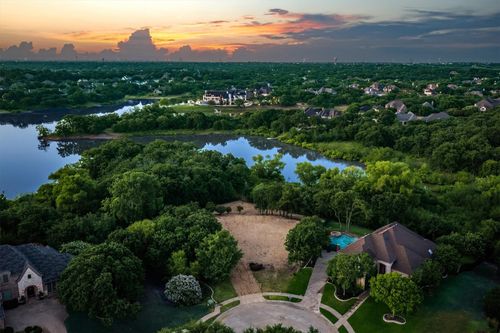 3110 Overlook Cir, Highland Village, TX, 75077-1839 | Card Image