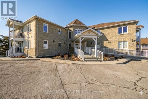 204-32 La Croisée St, Embrun, ON, K0A1W0 | Card Image