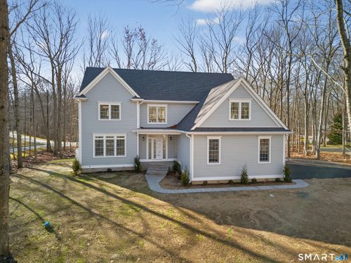 2 Berberis Dr, Old Lyme, CT, 06371-2807 | Card Image