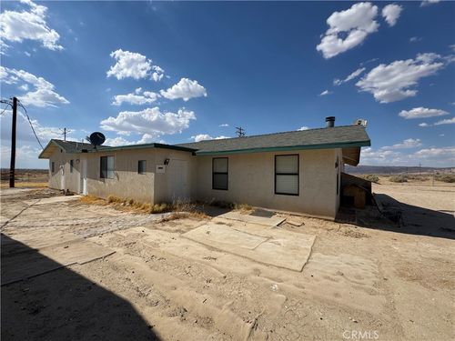 42750 Orchid Dr, Hinkley, CA, 92347 | Card Image