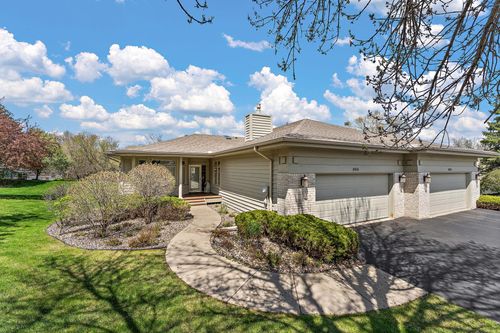 8914 Hilloway Rd, Eden Prairie, MN, 55347-2426 | Card Image