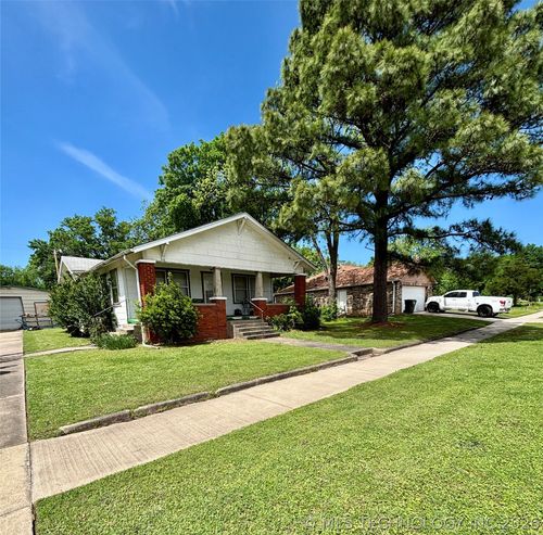1222 N Okmulgee Ave, Okmulgee, OK, 74447-7034 | Card Image