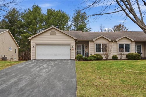 460 Bittersweet Cir, Williston, VT, 05495-9340 | Card Image