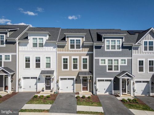 3393 Monterey Dr, ROCKINGHAM, VA, 22801-3984 | Card Image