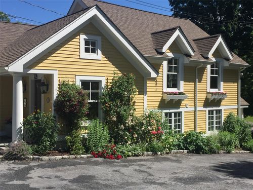 54 Main St, Pawling, NY, 12564-1409 | Card Image