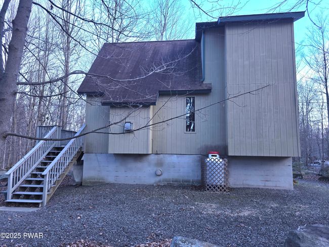 Side View | Image 11