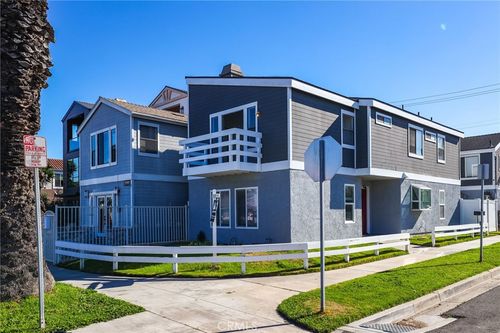 502 12th St, Huntington Beach, CA, 92648-4034 | Card Image