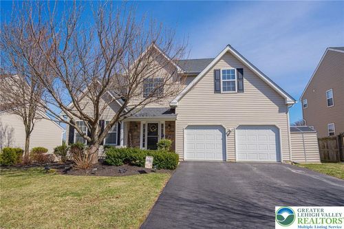 3889 Fire Brick Rd, Macungie, PA, 18062-9277 | Card Image