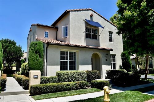 152-105 Waterman, Irvine, CA, 92602 | Card Image