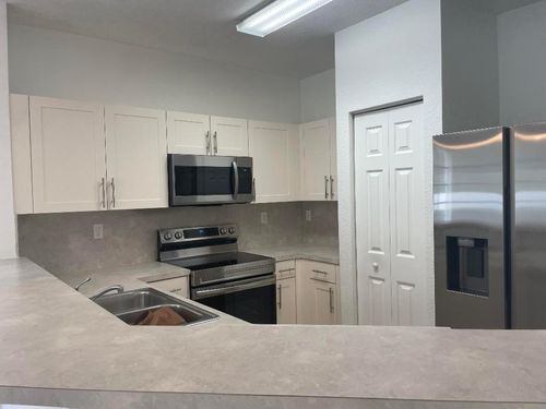 5024 Se Mariner Garden Cir, Stuart, FL, 34997-2175 | Card Image