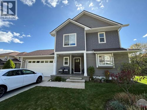 3583 14th Ave, Castlegar, BC, V1N4J2 | Card Image
