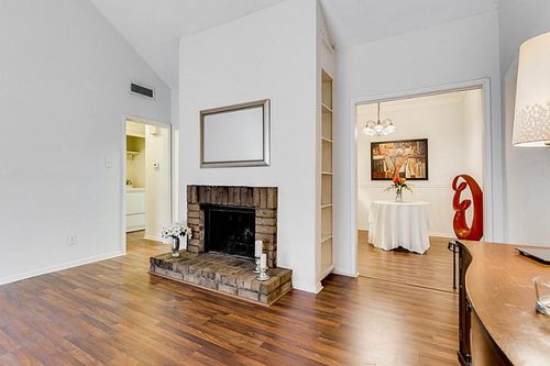 apt-296-2100 Tanglewilde St, Houston, TX, 77063-1212 | Card Image