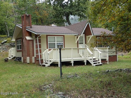 143 Lakeview Dr, Dingmans Ferry, PA, 18328-4020 | Card Image