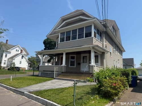 45-41-45 Wade St, Bridgeport, CT, 06604-1815 | Card Image