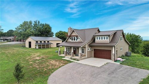 32306 E Stony Point School Rd, Grain Valley, MO, 64029-8468 | Card Image