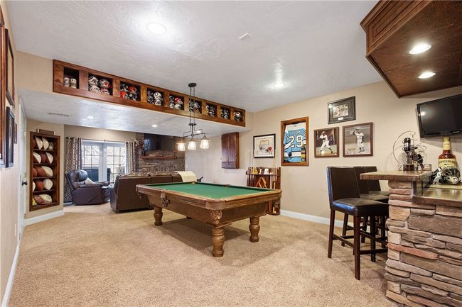 2021 Sterling Dr, House other with 4 bedrooms, 4 bathrooms and 3 parking in Mc Donald PA | Image 32