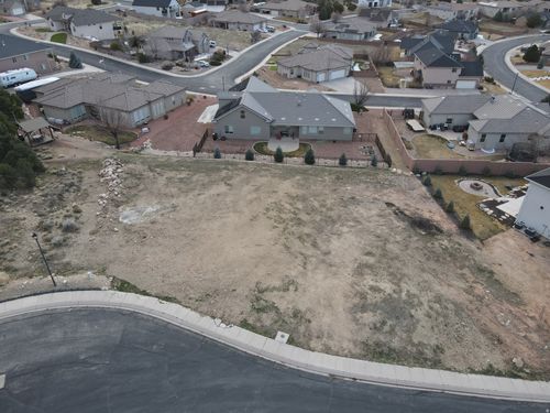 1927 N Mahogany Cir, Cedar City, UT, 84721-4477 | Card Image