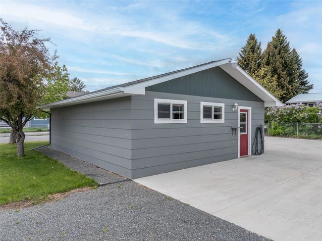 View of garage | Image 38
