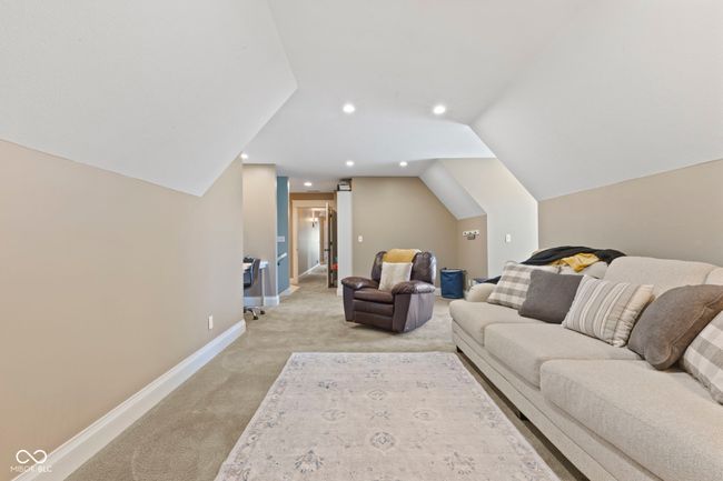 1675 Devonshire Dr, House other with 5 bedrooms, 5 bathrooms and null parking in Seymour IN | Image 78
