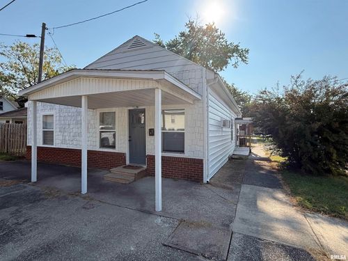 1100 Catherine St, Metropolis, IL, 62960-1745 | Card Image