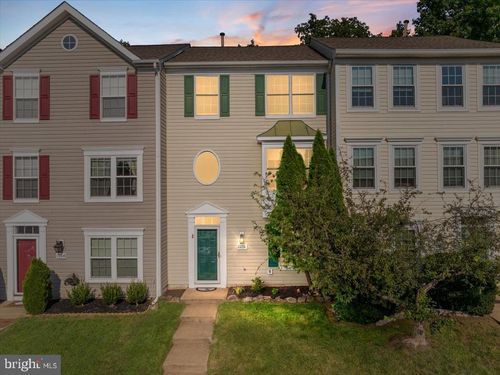 10251 Magnolia Grove Dr, MANASSAS, VA, 20110-7977 | Card Image