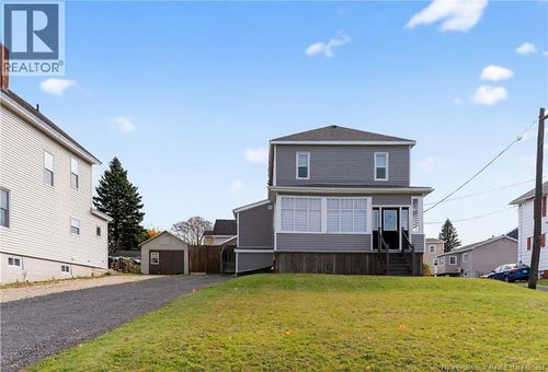 16 Duke St, Campbellton, NB, E3N2K2 | Card Image