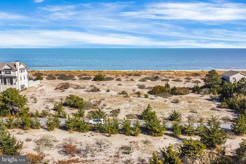 2102 N Bay Shore Dr, MILTON, DE, 19968-9494 | Card Image