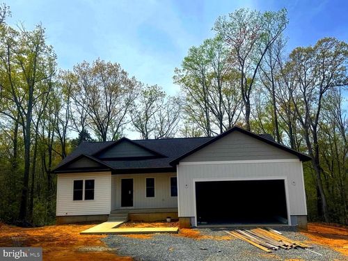 205 Federalist Way, Montross, VA, 22520-9036 | Card Image