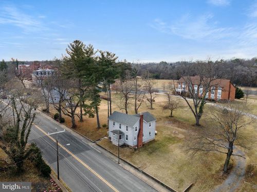 530 S Main St, WOODSTOCK, VA, 22664-1258 | Card Image