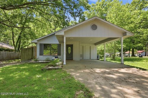 207 Martin Rd, Brandon, MS, 39042-3226 | Card Image