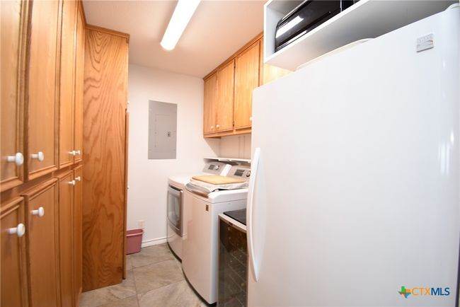 317 E Bayshore Dr, House other with 2 bedrooms, 2 bathrooms and null parking in Palacios TX | Image 32