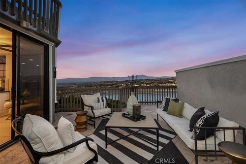25-26 Coventry, Newport Beach, CA, 92660-6810 | Card Image
