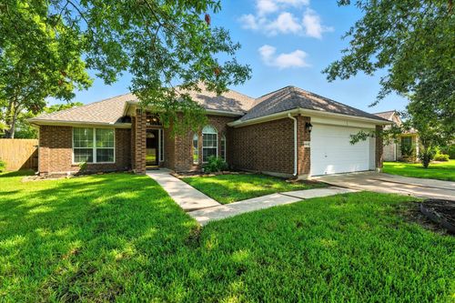16626 Bluefin St, Crosby, TX, 77532-5158 | Card Image