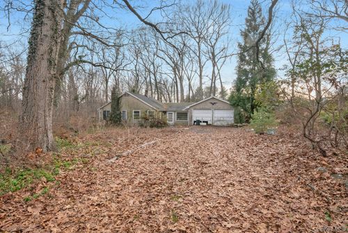 14 Glendale Rd, Ossining, NY, 10562-1608 | Card Image