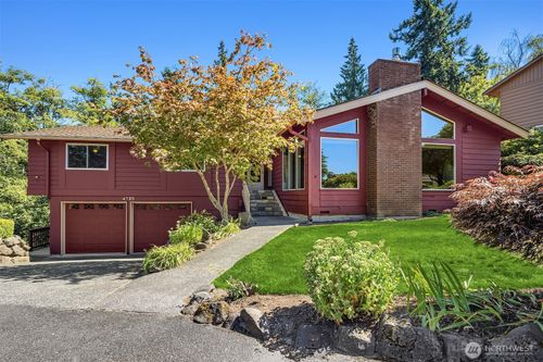 4725 Glenhaven Dr, Everett, WA, 98203-1740 | Card Image
