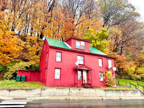 57 River St, Springfield, VT, 05156-2951 | Card Image