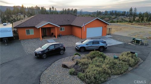 1724 Ellis Dr, Paradise, CA, 95969 | Card Image