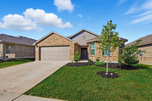 9521 Golden Summit Dr, Fort Worth, TX, 76131-1967 | Card Image